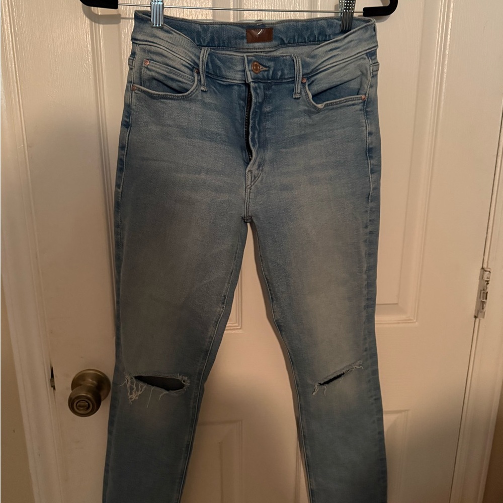 Mother Jean size 28 - Mid rise Dazzler Frayed Ankle